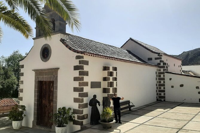 Barranco de las Vacas, caves & village by Sky Rebels local guides - Barranco de las Vacas, Gran Canaria’s short photo stop
