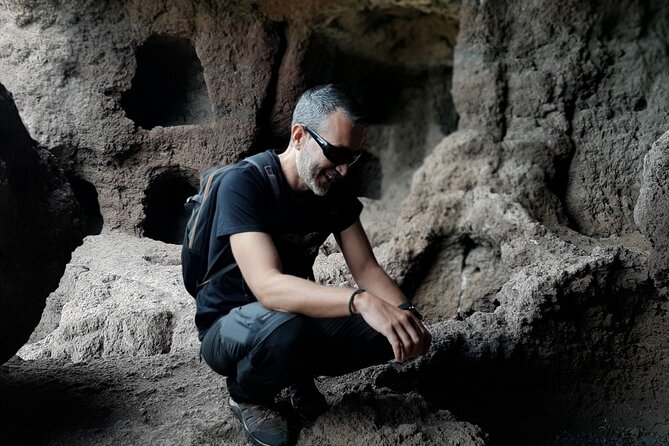 Barranco de las Vacas, caves & village by Sky Rebels local guides - The Agüimes caves and the island’s older way of life