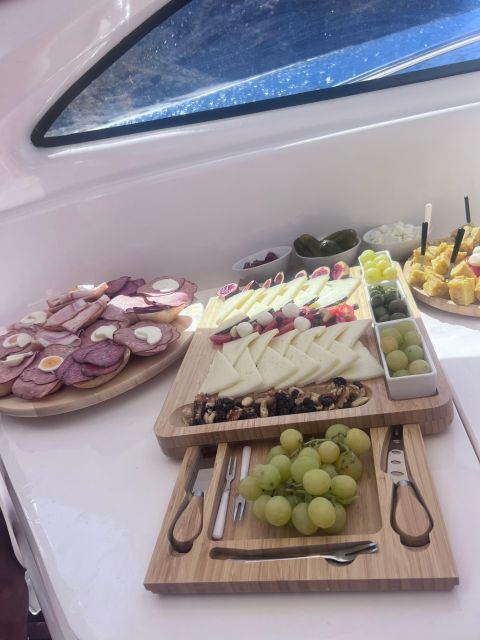 Best Private Yacht in Gran Canaria - Tapas and an open bar on the sea
