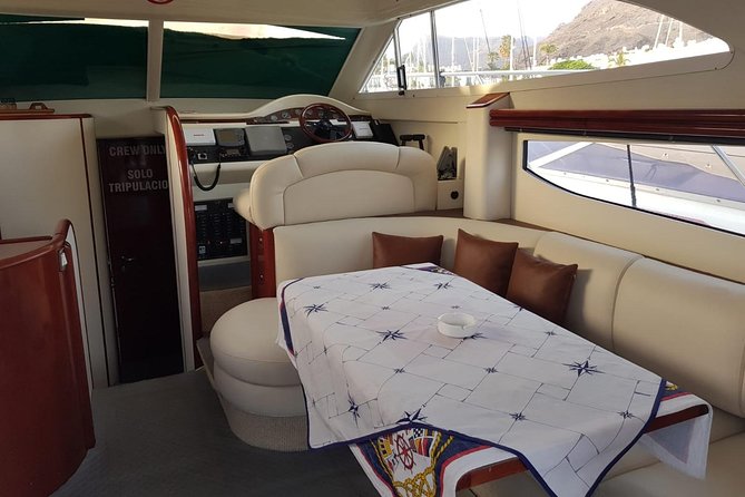 Boat Trip 4 Hours - Private Charter ("KEEPER UNO" Boat) - A simple lunch with drinks aboard