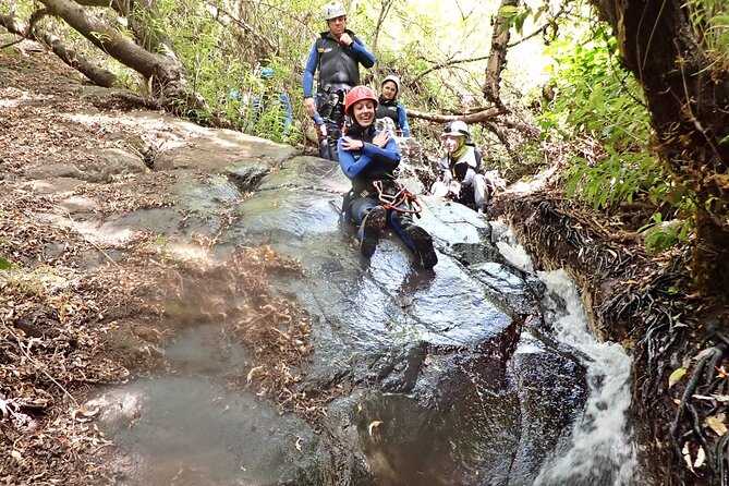 CANYONING aquatic and fun route in Gran Canaria - Choose between a green aquatic canyon and a dry volcanic route