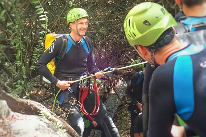 Canyoning Experience in Gran Canaria (Cernícalos canyon) - Snacks, water, and the photo report