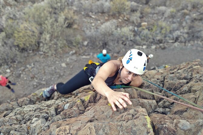 Climbing + Zipline + Via Ferrata + Cave. Adventure route in Gran Canaria - A short via ferrata, with one important question