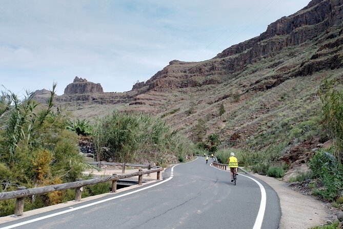 e-Bike Mountain Tour inside a Natural Park+option Tapas in a Cave - Seeing the Maspalomas dunes by bicycle