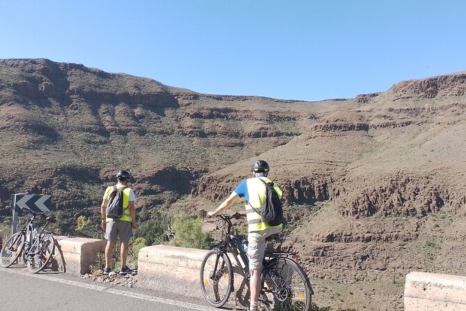 E-Bike Rental 80 km Battery life: Gran Canaria Mountains or Coast - What the $40.33 price really includes