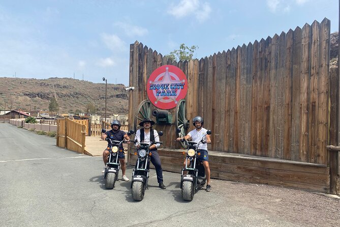 e-Scooter or e-Bike Maspalomas Tour+Visit Western Town Sioux City - Black sand at San Agustin and Playa del Aguila