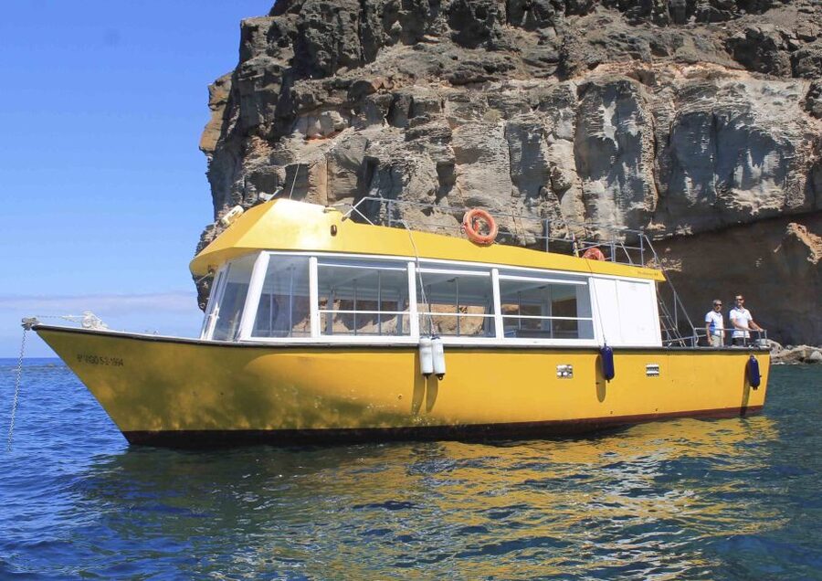 Explore Gran Canaria: Boat Tour with Wine & Food Tasting - What makes the food and wine pairing worthwhile