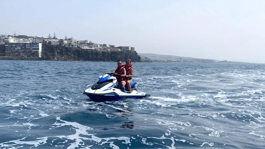 From Playa del Inglés: Guided Jet Ski Tour & Hotel Transfers - From Playa del Inglés to the beach in about 15 minutes