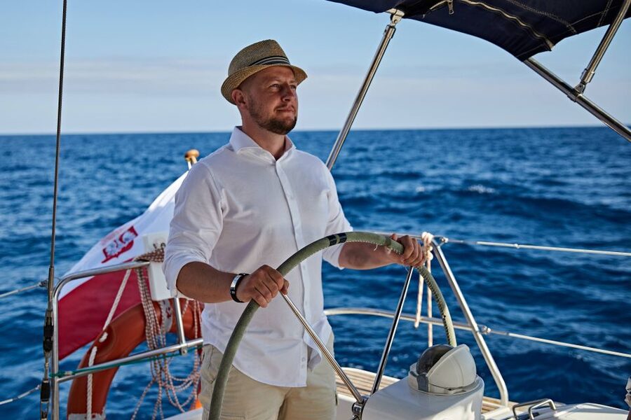 From Puerto de Mogán: Private Sailing Trip & Snorkeling - What the included food and drinks add