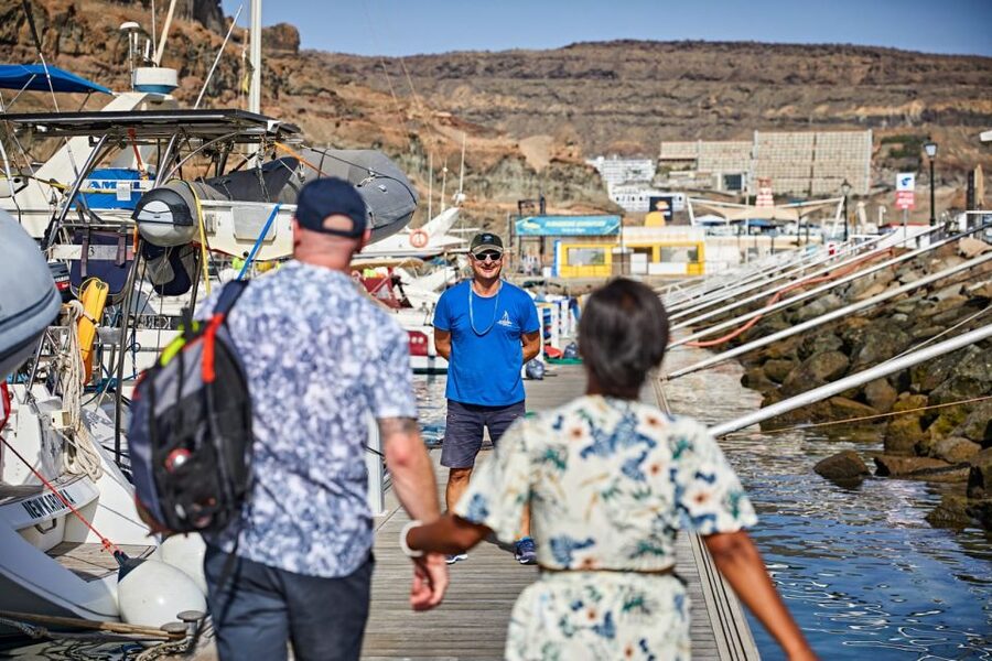 From Puerto de Mogán: Private Sailing Trip & Snorkeling - The 75-minute route along southern Gran Canaria