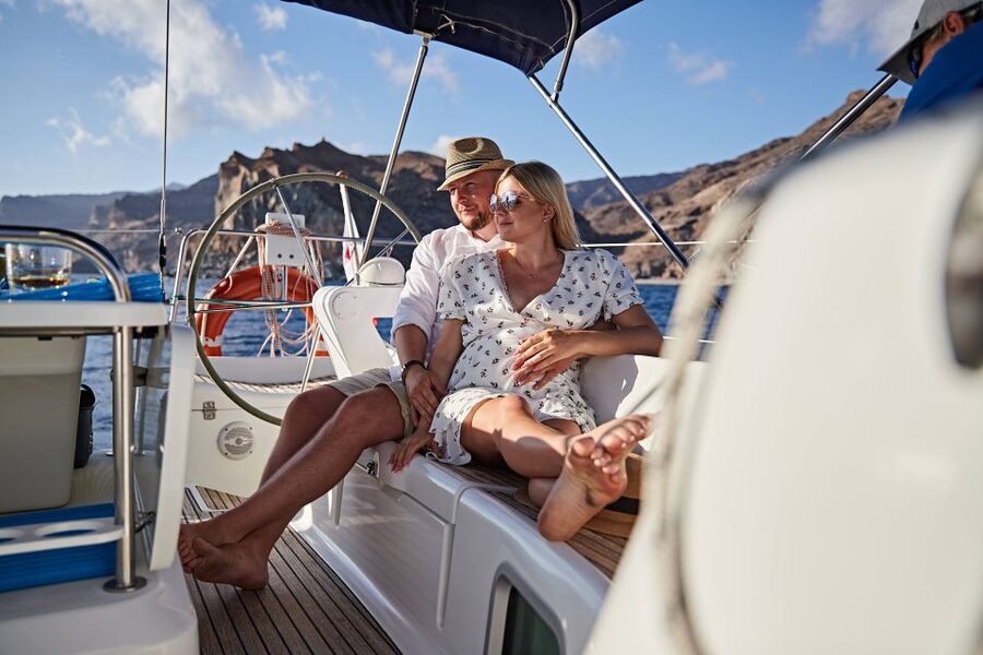From Puerto de Mogán: Private Sailing Trip & Snorkeling - Returning to the harbor after three hours