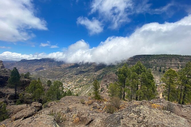 Full-Day Gran Canaria Tour with Teror, Tejeda and Lunch in Fataga - Mirador de las Tirajanas and the Roque Nublo route
