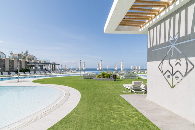 Full Day Ticket at Perchel Beach Club with Lunch - Families, couples, and solo visitors