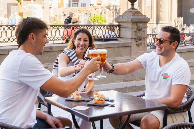 Gourmet Tapas and Wine Tour in the Old Town of Las Palmas - The food and drink: good basics, limited control