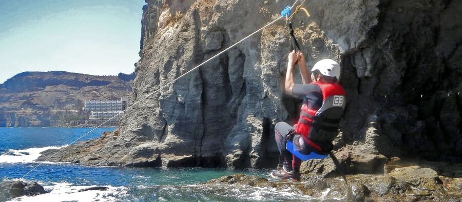 Gran Canaria: Adrenaline-Filled Coasteering Experience - Practical preparation for a wet, active day
