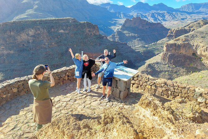 Gran Canaria Cave, Oasis, Red-gorge Adventure & cosy Picnic - What the $108.42 price includes in practical terms