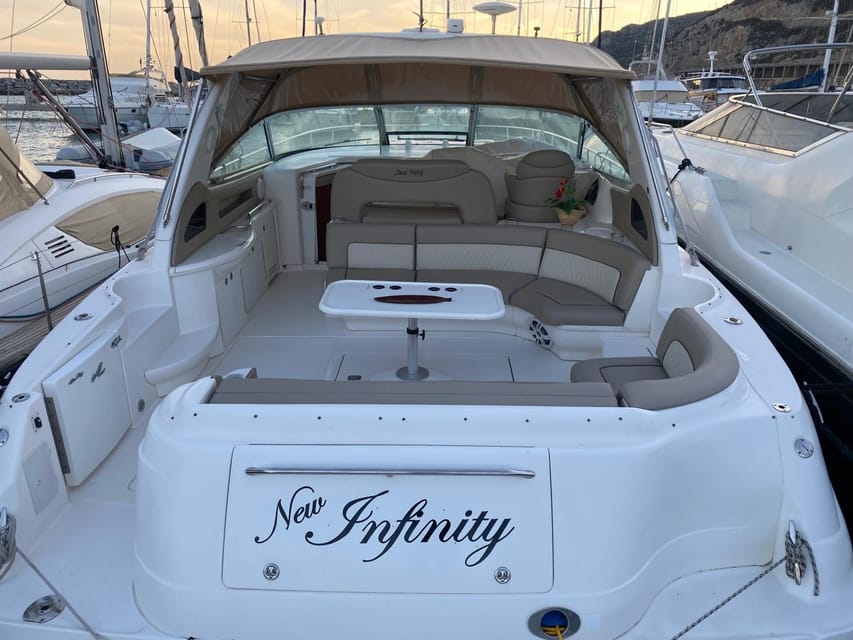 Gran Canaria: Excursion on private yacht with drinks, lunch and snorkeling - Setting out from Puerto Rico