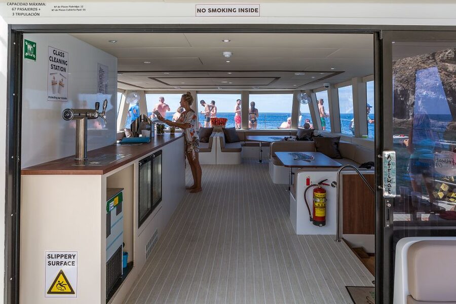 Gran Canaria: Fun Catamaran Cruise with Food and Drinks - Lunch on board, with a practical note about diets