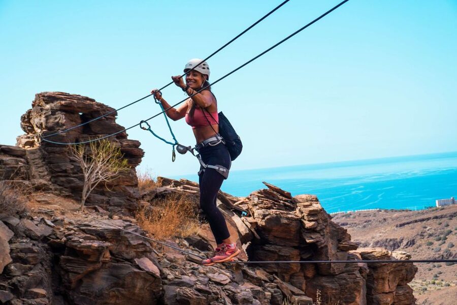 Gran Canaria: Guided Via Ferrata Excursion - Meeting at Bahía Feliz and walking toward the cliffs