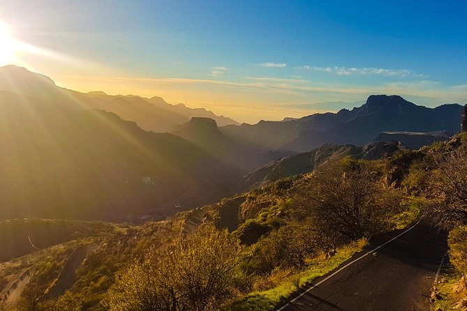 Gran Canaria highlights & hidden gems with local guide Sky Rebels - Caldera de los Marteles explains the island’s origins