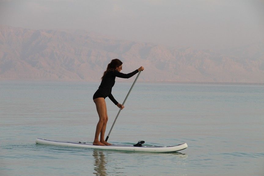 Gran Canaria: Stand-Up Paddle Lesson & Snorkeling Tour - What the instructors add to the experience