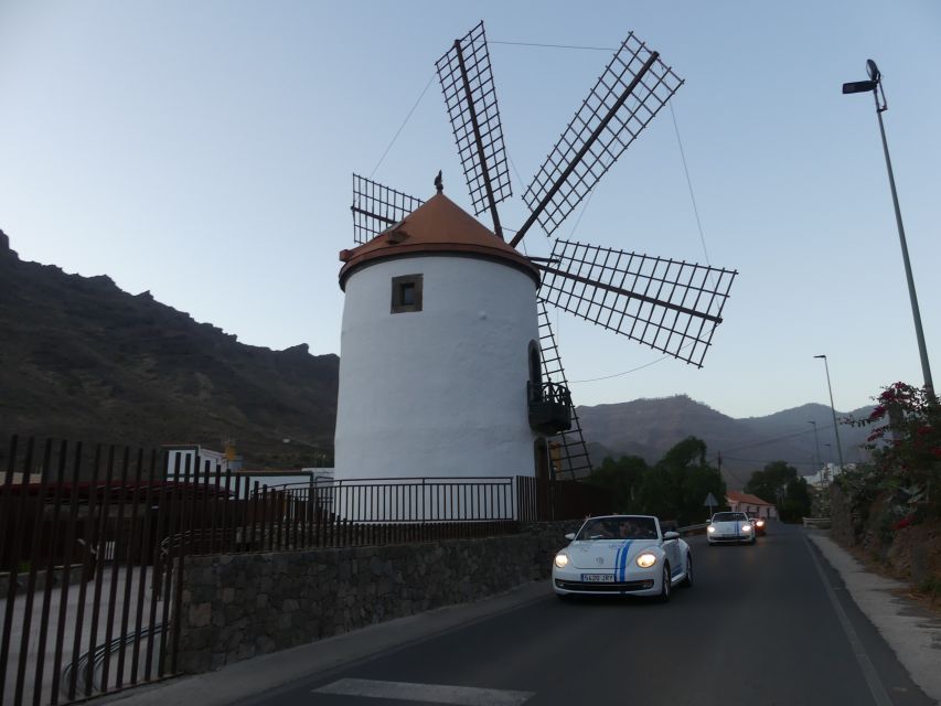 Gran Canaria : West coast Cabrio Sunset - Leaving Playa del Inglés for the high country