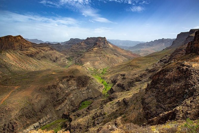 Guided tour: Discover Gran Canaria - Arucas and the church of Saint John