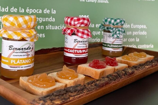 Guided tour of the Banana World - The tasting is more than a token sample