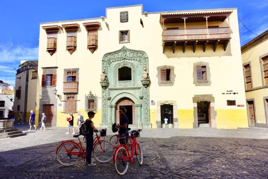 Las Palmas de Gran Canaria: Guided City Tour by Bike - Triana’s Pedestrian Streets and Grand Facades