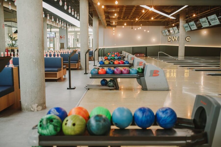 Maspalomas: Bowling Session Entry Ticket at Holiday World - What you are actually booking at Holiday World