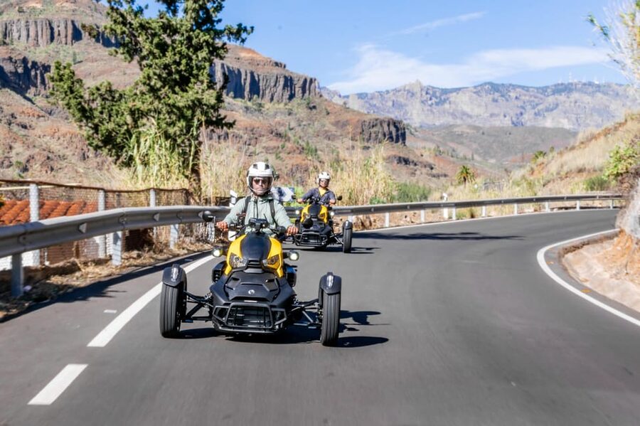 Maspalomas: Ryker Moto Tour to Fataga (Mountain buggy) - Fataga, a village pause after the climb