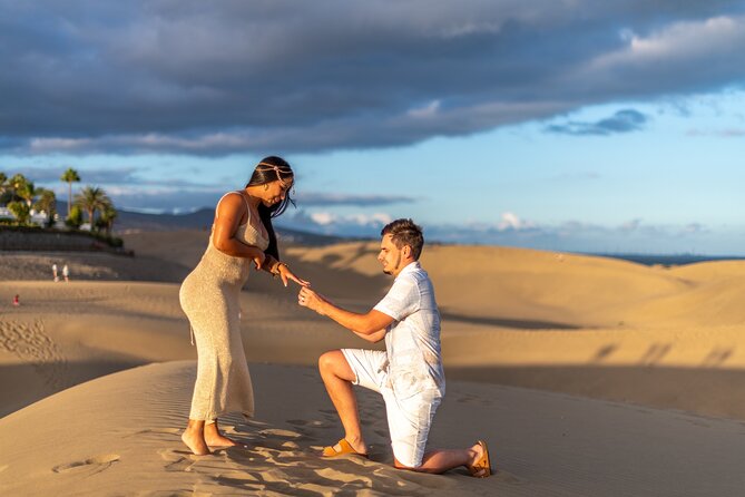 Photoshoot at Dunas Maspalomas in Desert Beach Ocean View - Who will enjoy this most