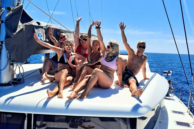 Private 4 hour Catamaran cruise in south coast of Gran Canaria - Cruising west toward Anfi del Mar