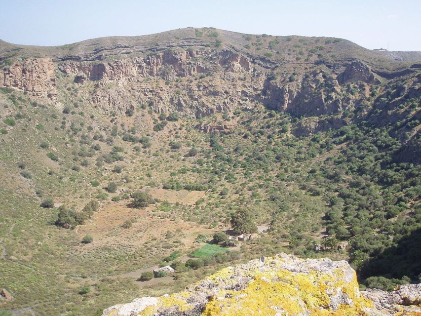 Private Bandama Caldera Volcano, Botanic Garden & Old Town - Who should book this experience?