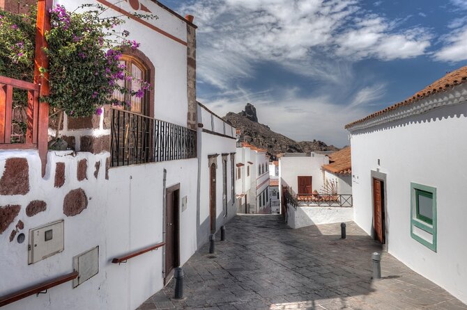 Private shore excursion in Gran Canaria the miniature continent - A quiet half hour in Fataga