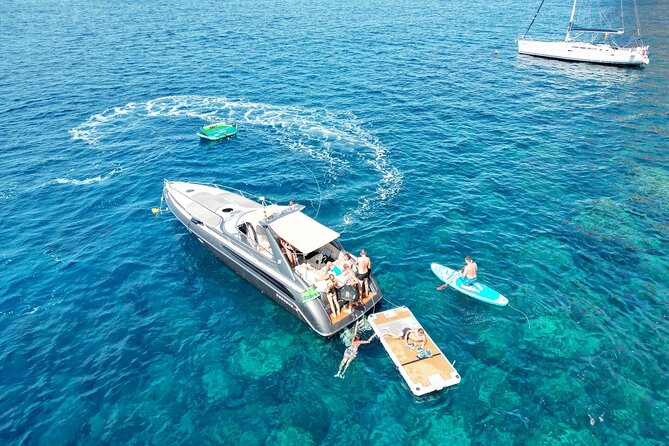 Private Yacht Tour with Drinks and Snorkeling in Gran Canaria - The return past Tauro Beach