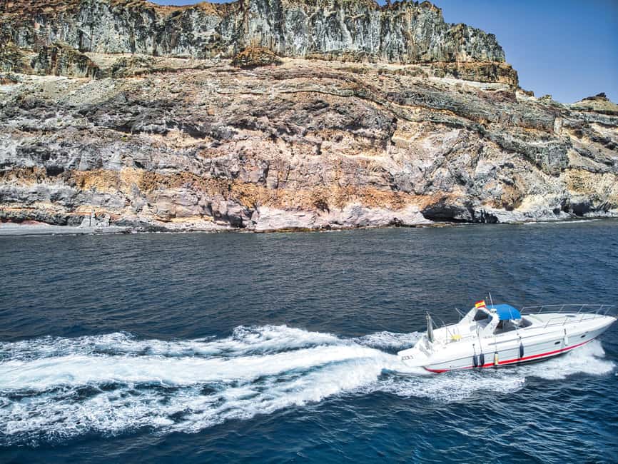 Puerto de Mogán: Private yacht up to 10 persons - Playa de Güigüí and the final coastal views