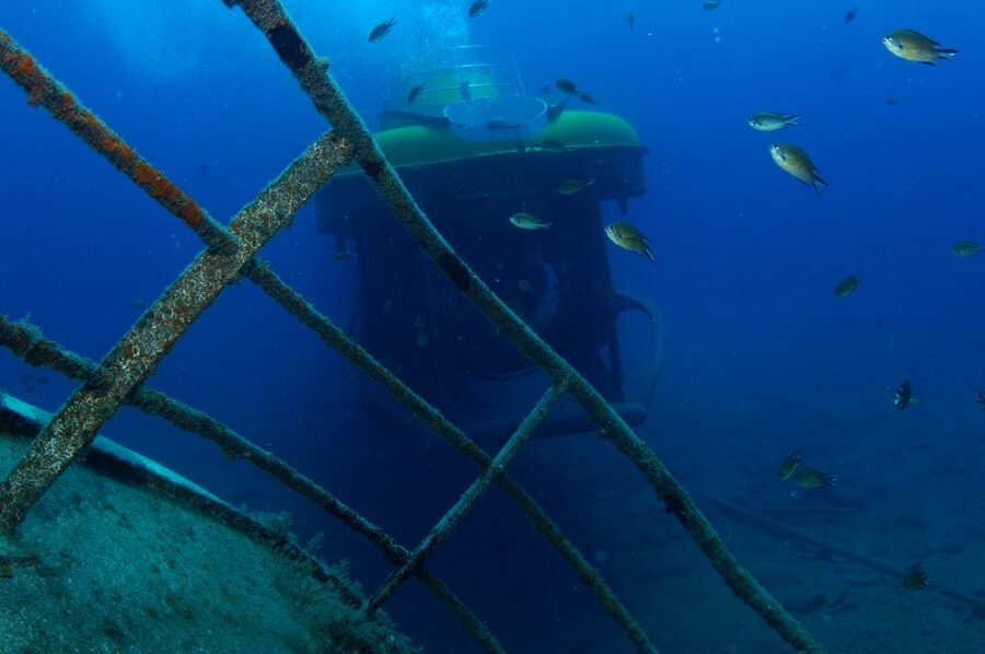 Puerto de Mogán: Submarine Tour - The descent and the view from 25 metres