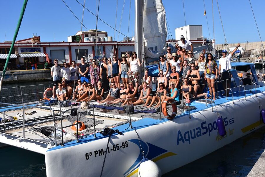 Puerto Rico: 4-Hour Catamaran Excursion in the South - Sunbeds, seating, and the extra €15 question