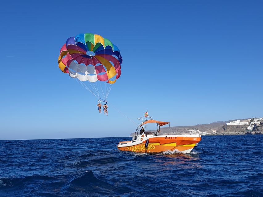 Puerto Rico de Gran Canaria : Parasailing - Views, photos, and the real value