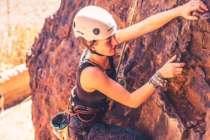 Rock Climbing from Beginners to Experts - Small Groups ツ - Key points before you book