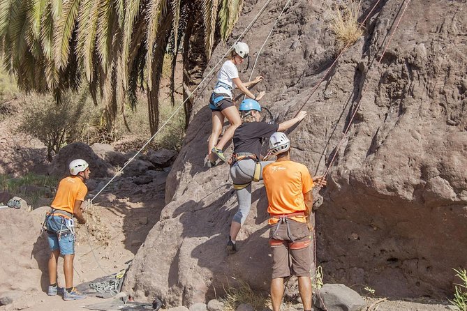 Rock Climbing from Beginners to Experts - Small Groups ツ - What happens during the four-hour session