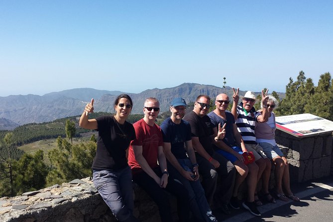 Roque Nublo: hiking on volcanoes with Sky Rebels - Who will get the most from this tour