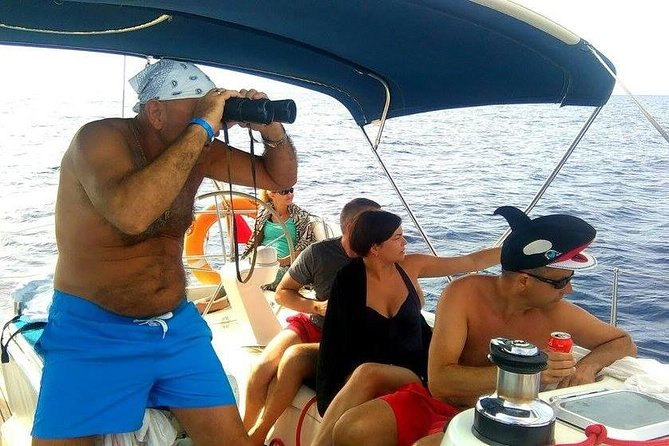 Sailing Trip and Snorkeling (max. 8 people) - A small yacht instead of a crowded boat