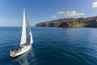 Sailing Trip and Snorkeling (max. 8 people)