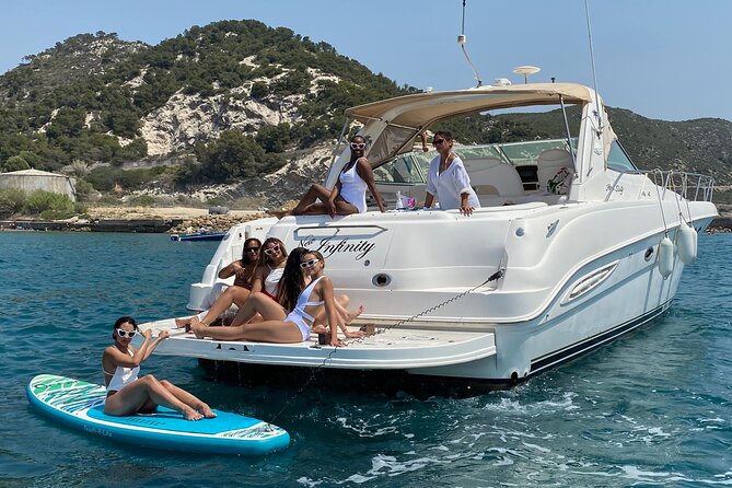 Shared Yacht Tour with Drinks Lunch and Snorkeling - What the $90.51 price really covers