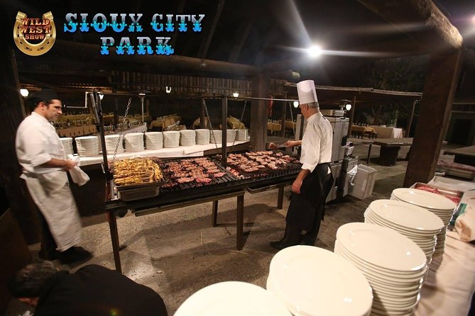 Sioux City Park Entrance Ticket - The saloon, barbecue, and extra spending