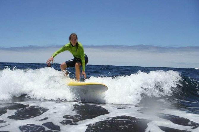 Small-Group Surf Lessons in Gran Canaria - The 9:30 a.m. meeting and daily surf conditions