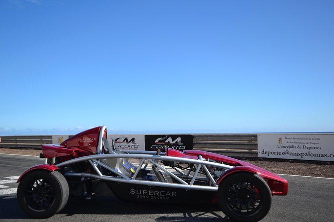 Supercar Experiences on the Circuit of Maspalomas - How the group size affects your experience