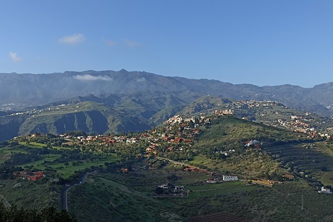 The best of Gran Canaria: 4 Hours Private Cruise Tour - Israel’s guiding style and why it matters